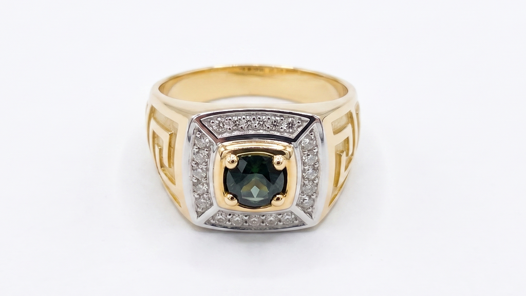 1.01ct Sapphire & Diamond Ring